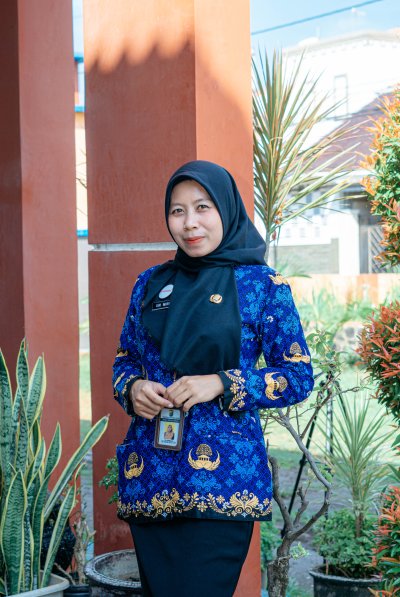 Iin Nirmala, S.Pd.