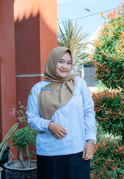 Karina Septiana, S.Pd.